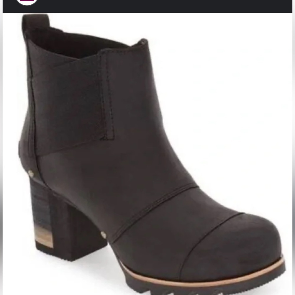 Sorel Black Leather Heeled Ankle Boots